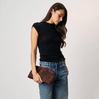 Elva Croco Clutch