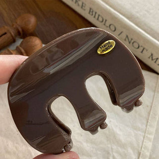 Oval Claw Clip