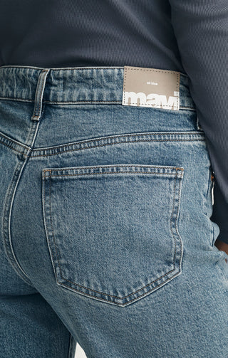 Taylor Mid Brushed Straight Leg Jean
