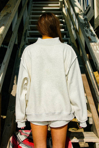 LAKE & MOUNTAIN Sweatshirt